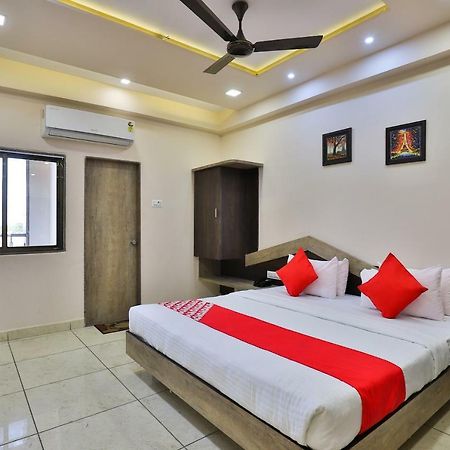 Oyo 26621 Hotel Tulsi Residency Jamnagar Luaran gambar