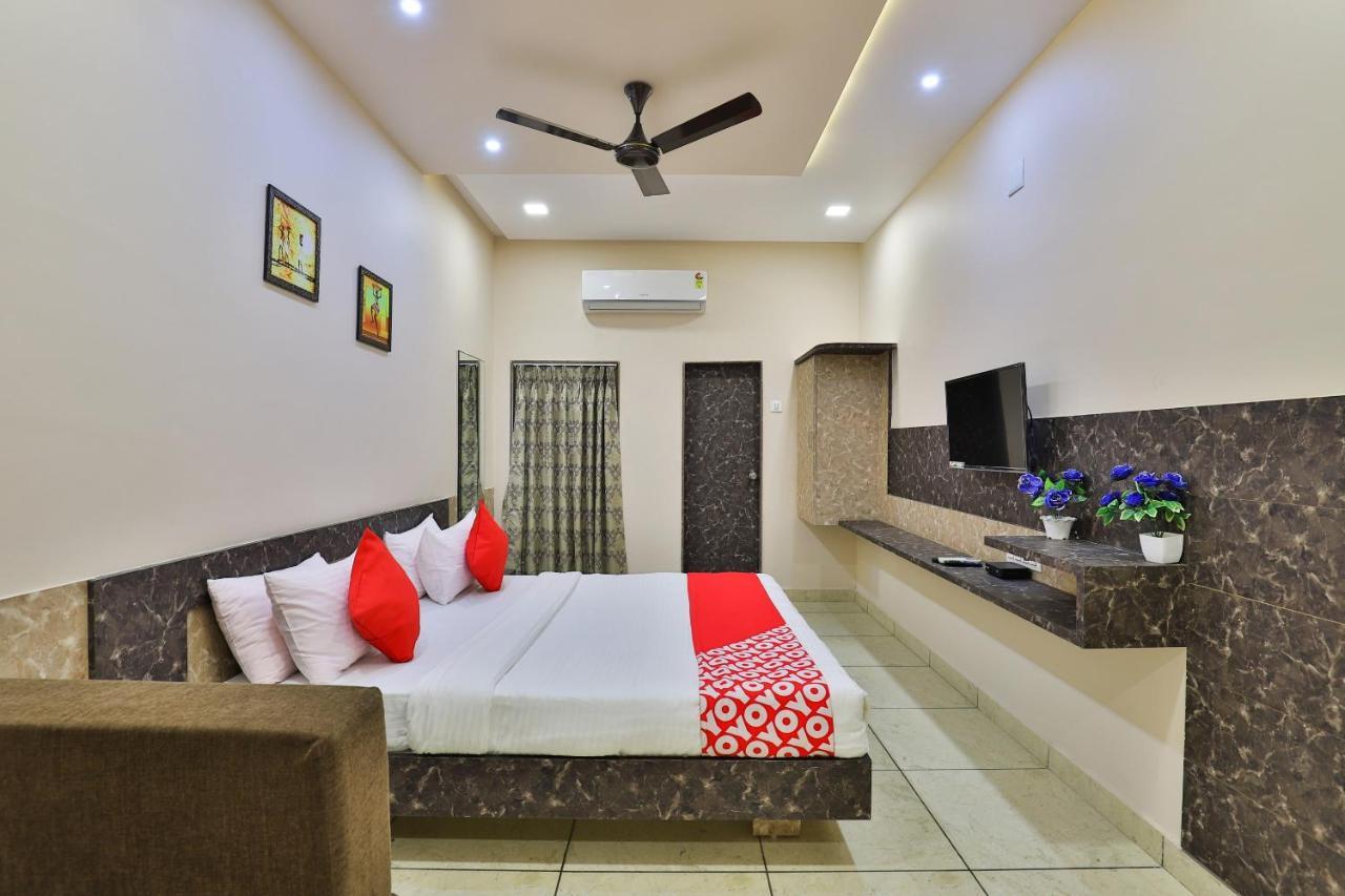 Oyo 26621 Hotel Tulsi Residency Jamnagar Luaran gambar