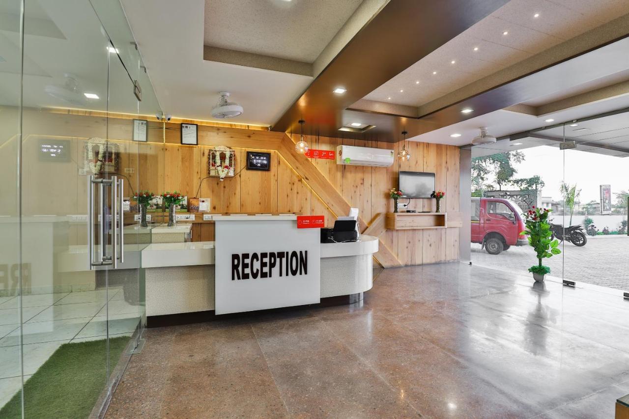 Oyo 26621 Hotel Tulsi Residency Jamnagar Luaran gambar
