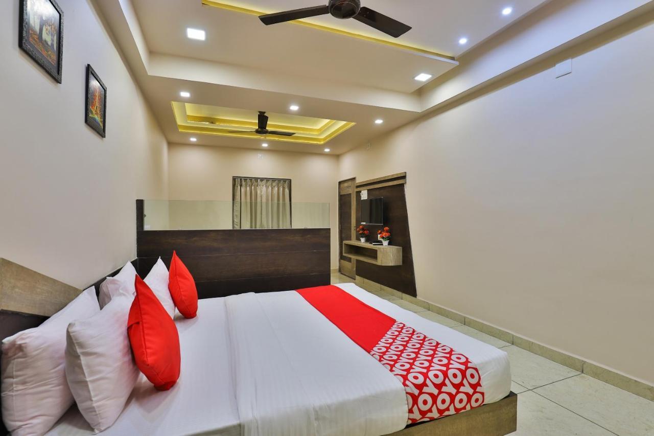 Oyo 26621 Hotel Tulsi Residency Jamnagar Luaran gambar