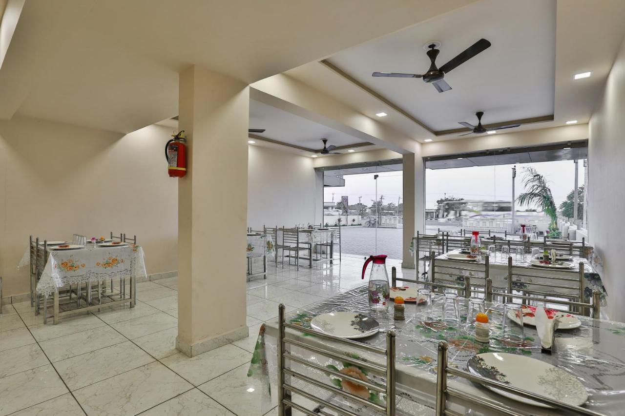 Oyo 26621 Hotel Tulsi Residency Jamnagar Luaran gambar